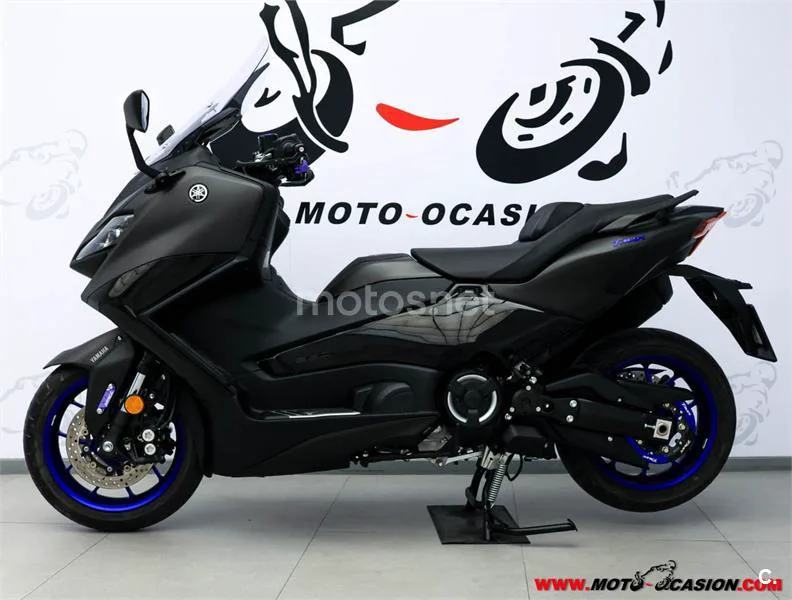 Yamaha TMAX – Vista 7