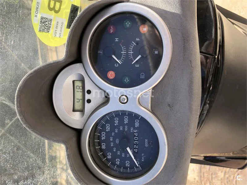 Piaggio Beverly 250 – Vista 3
