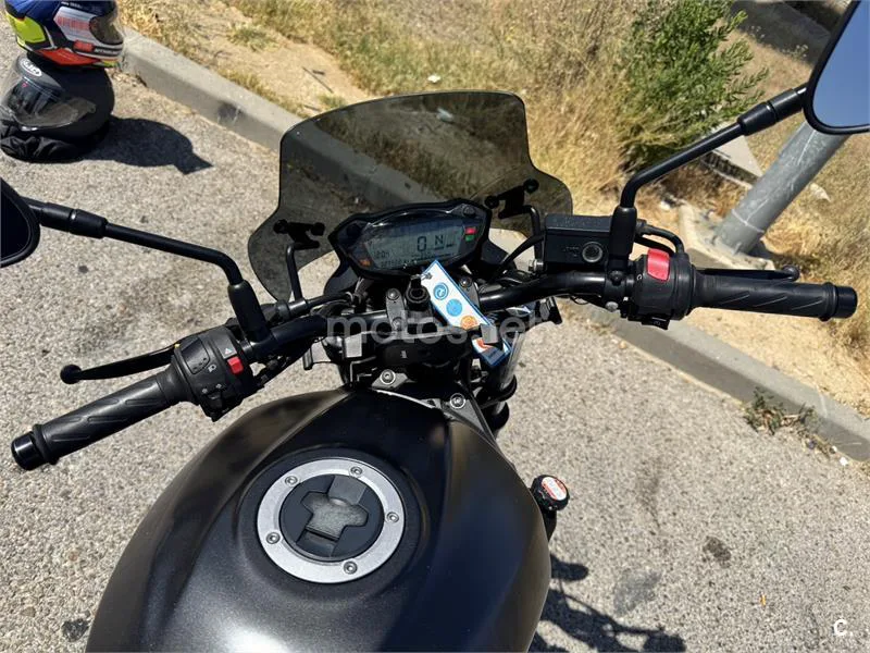 Suzuki SV 650 – Vista 2