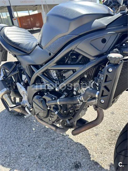 Suzuki SV 650 – Vista 4