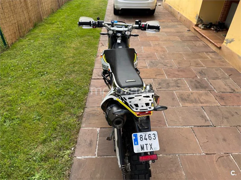 Husqvarna 701 Enduro – Vista 4