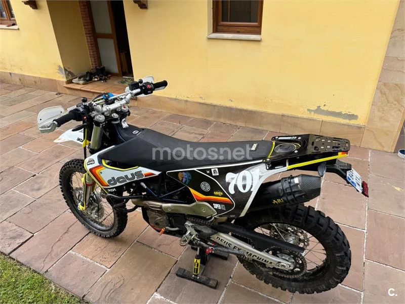 Husqvarna 701 Enduro – Vista 5