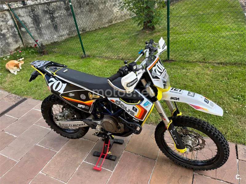 Husqvarna 701 Enduro – Vista 7