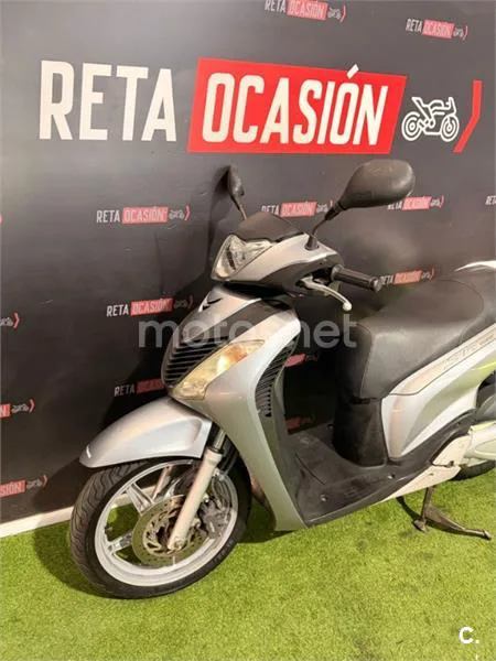 Honda SH 125i – Vista 3