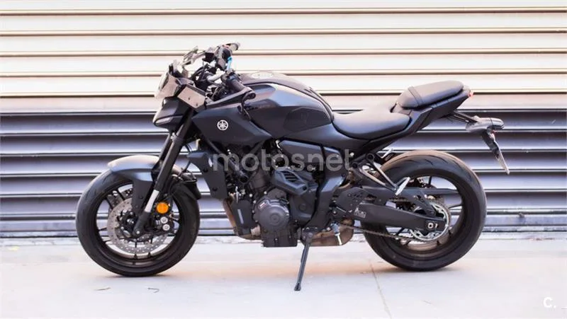 Yamaha MT-07 – Vista 12