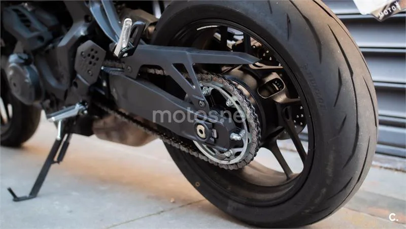 Yamaha MT-07 – Vista 17