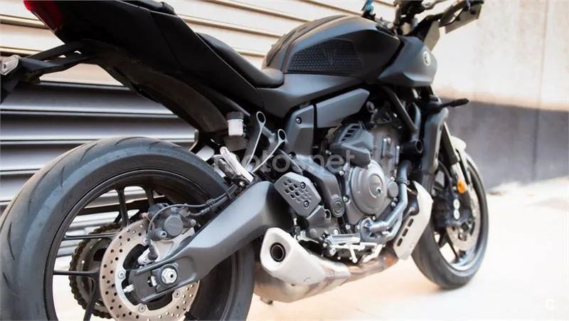 Yamaha MT-07 – Vista 5