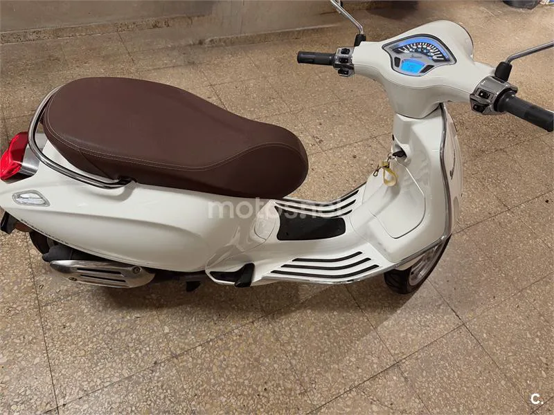Vespa Primavera – Vista 9