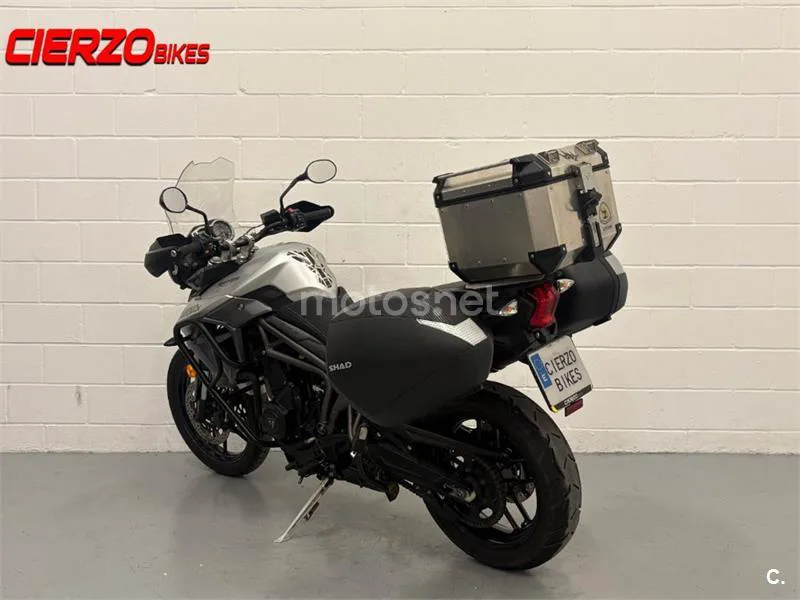 Triumph Tiger 800 XR – Vista 4