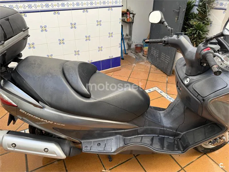 Suzuki Burgman 125 – Vista 2