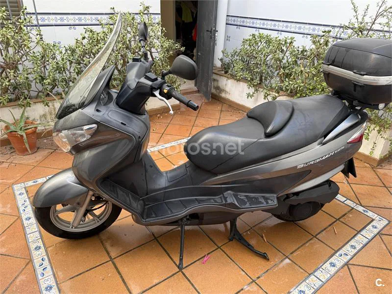 Suzuki Burgman 125 – Vista 6
