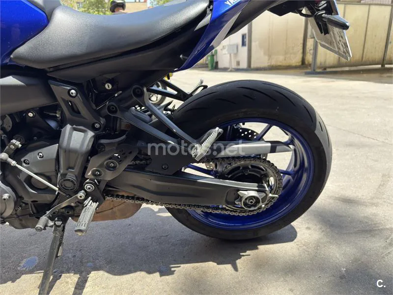 Yamaha MT-07 – Vista 10