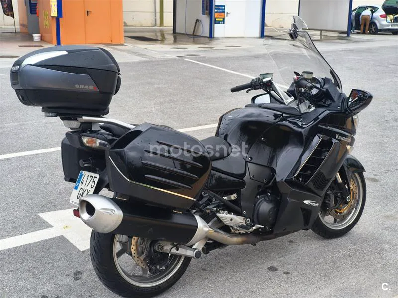 Kawasaki 1400GTR – Vista 3