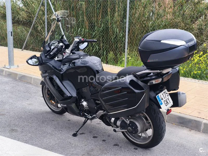 Kawasaki 1400GTR – Vista 5