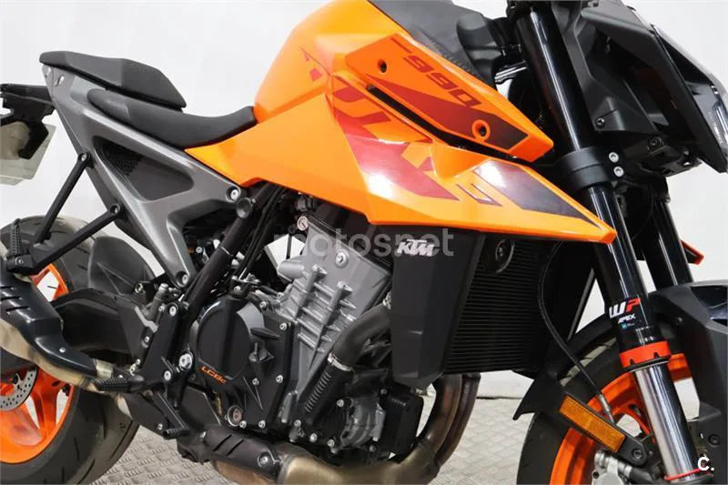 KTM 990 – Vista 12