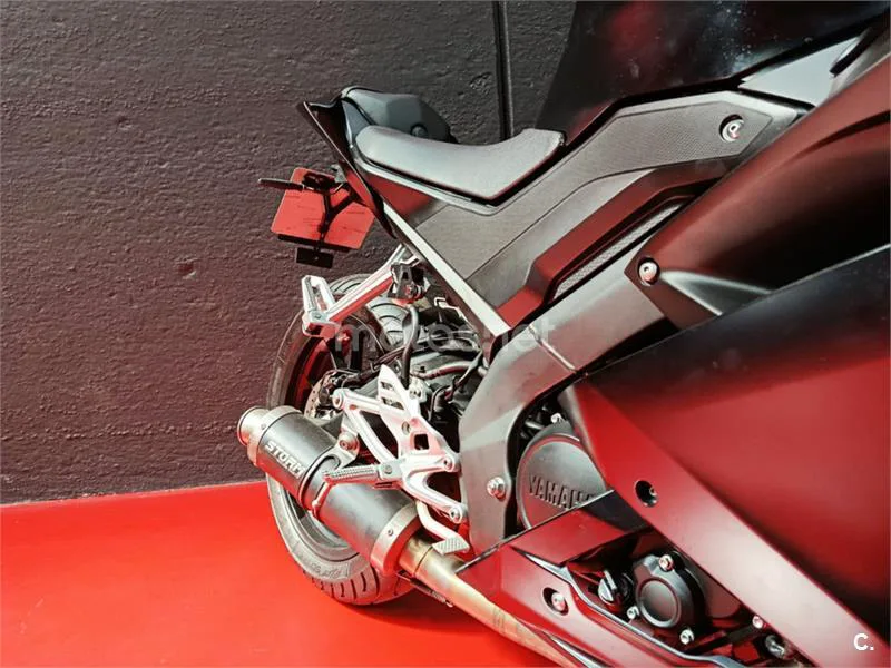 Yamaha R125 – Vista 12