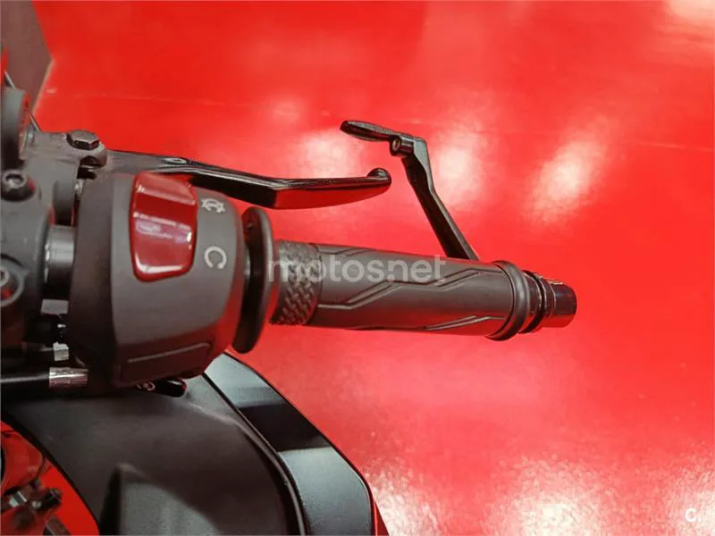 Yamaha R125 – Vista 9