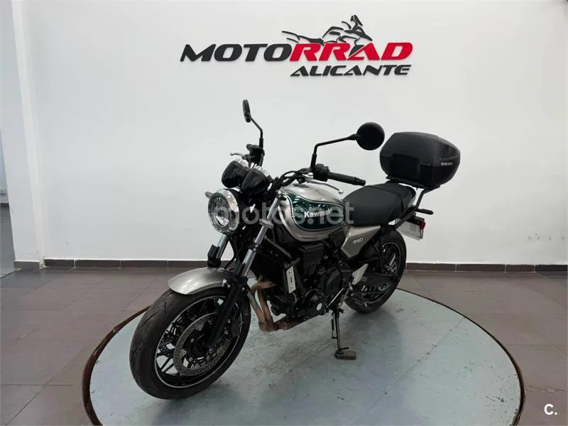 Kawasaki Z650 – Vista 14