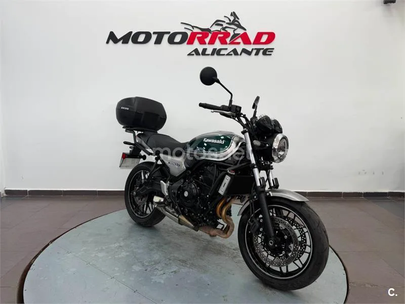 Kawasaki Z650 – Vista 18