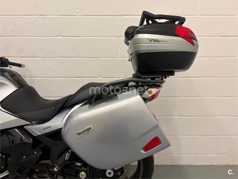 Triumph Trophy 1200 – Vista 12