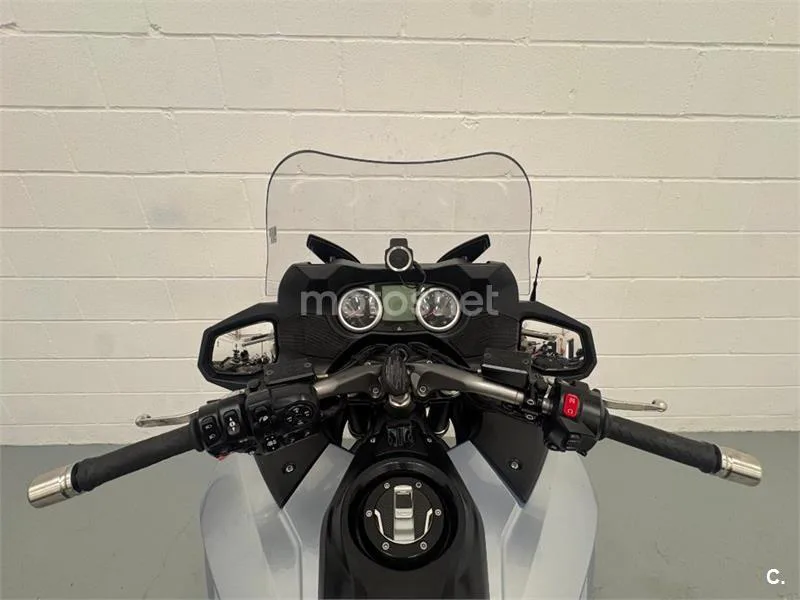 Triumph Trophy 1200 – Vista 22