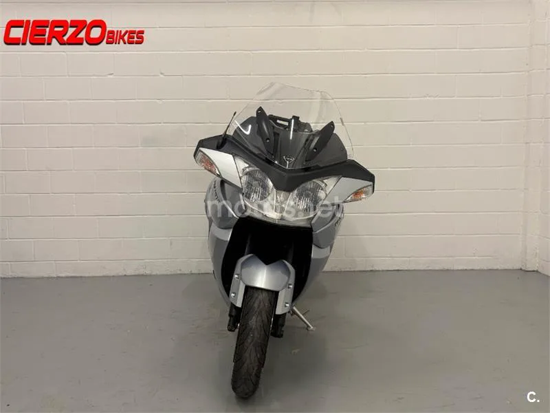 Triumph Trophy 1200 – Vista 7