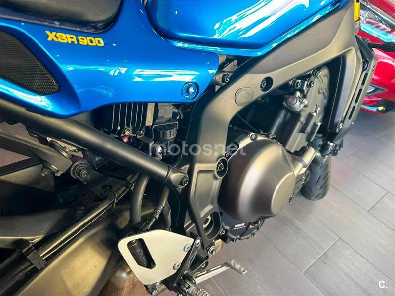 Yamaha XSR 900 – Vista 11