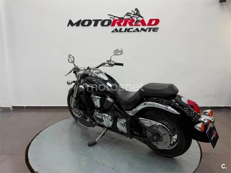Kawasaki VN 900 Classic – Vista 9