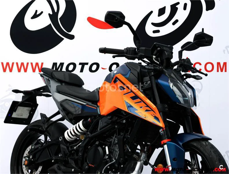KTM 125 – Vista 4