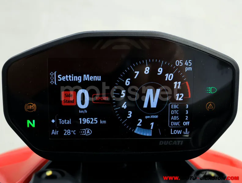 Ducati Streetfighter V2 – Vista 6