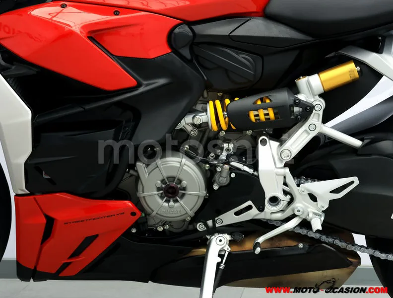 Ducati Streetfighter V2 – Vista 10