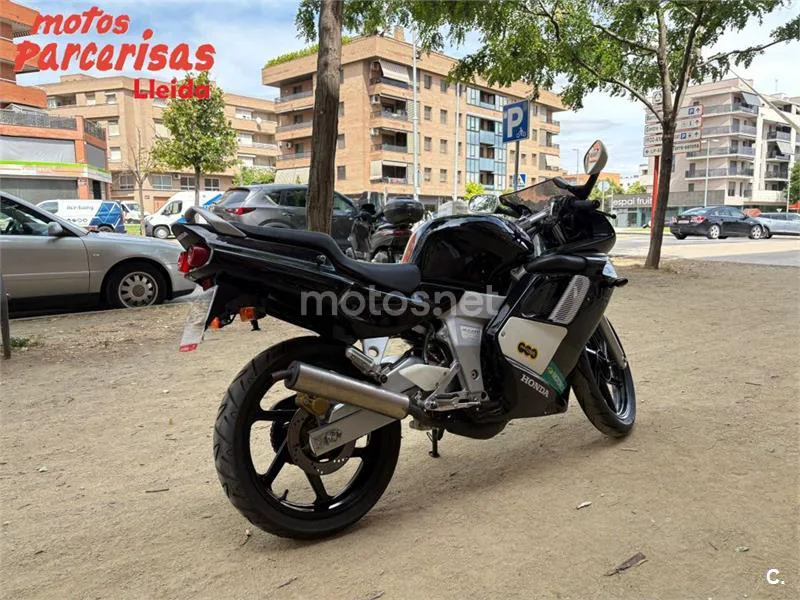 Honda NSR 125 R – Vista 11