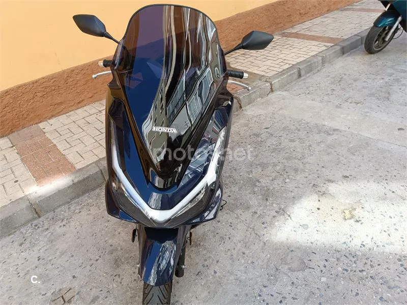 Honda PCX 125 – Vista 6