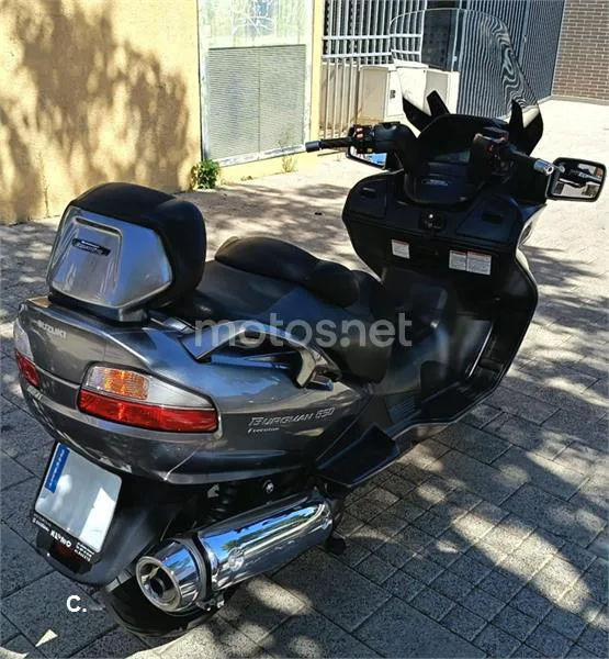 Suzuki Burgman 650 Executive – Vista 2