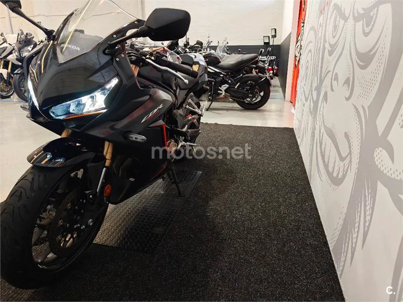 Honda CB 650 R – Vista 6