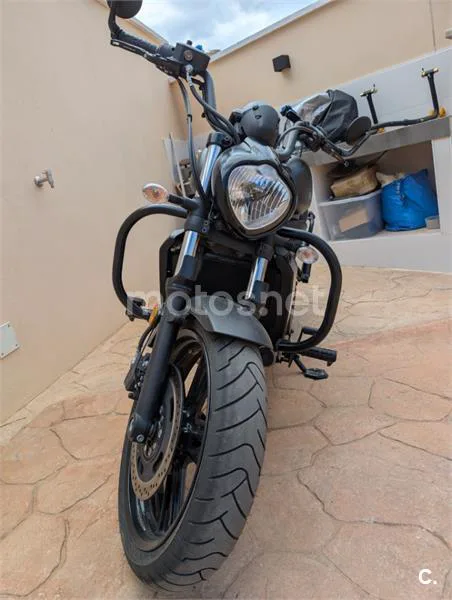 Kawasaki Vulcan S – Vista 5