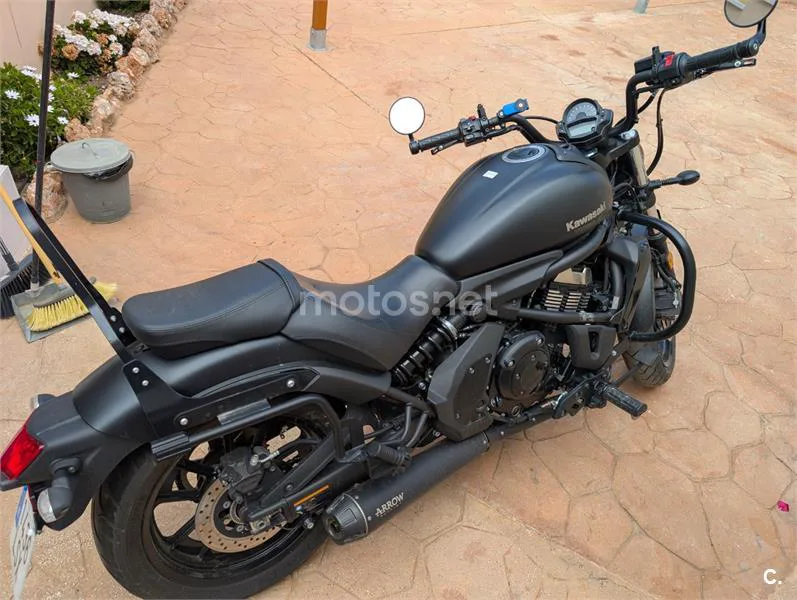 Kawasaki Vulcan S – Vista 9