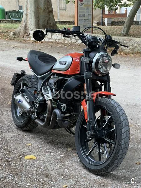 Ducati Scrambler – Vista 3