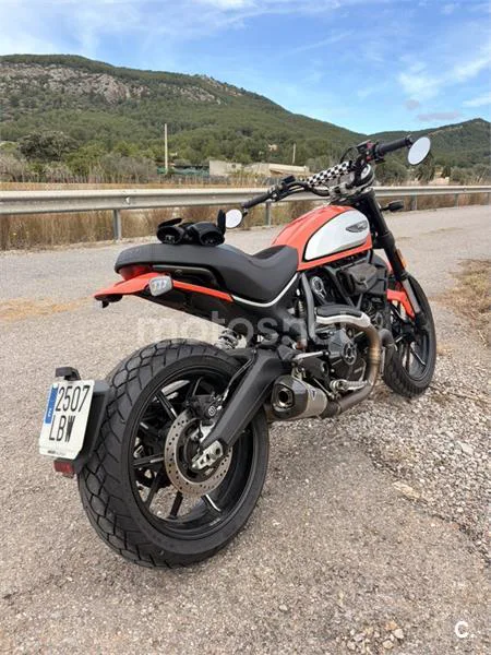 Ducati Scrambler – Vista 4