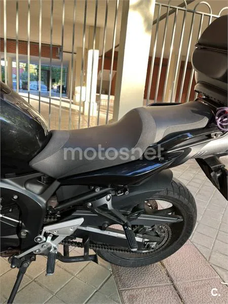 Yamaha FZ6 Fazer S2 – Vista 5