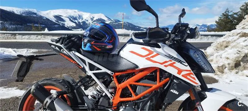 KTM 390 – Vista 4