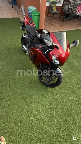 Honda CBR 1000 RR Fireblade – Vista 6
