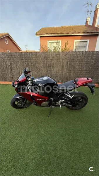Honda CBR 1000 RR Fireblade – Vista 10