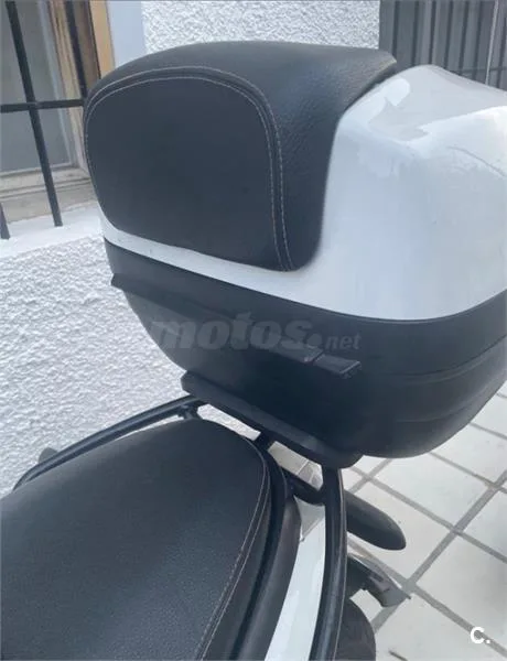 Piaggio MP3 Yourban 300 – Vista 5