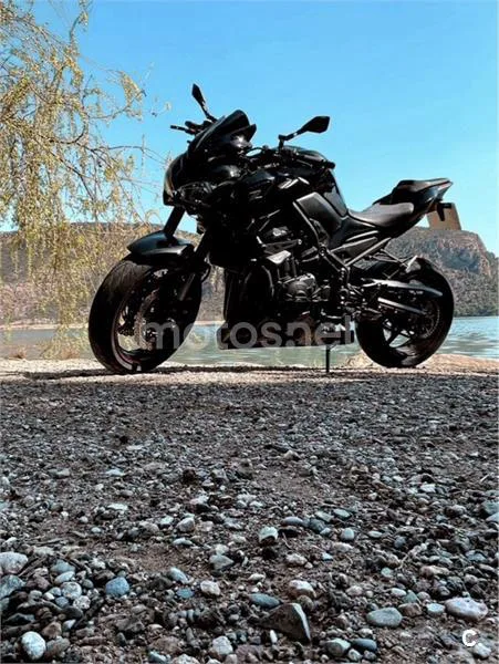 Kawasaki Z900 – Vista 2