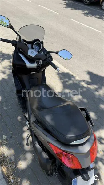 Yamaha XMAX 250 – Vista 7
