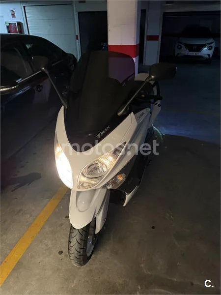 Yamaha TMAX 500 – Vista 4