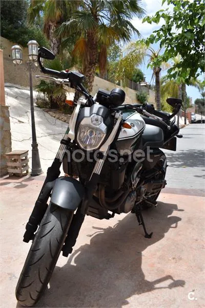 Yamaha MT-03 – Vista 3