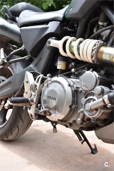 Yamaha MT-03 – Vista 7