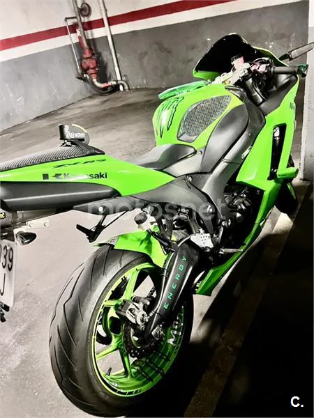 Kawasaki Ninja ZX-6R - Vista 4